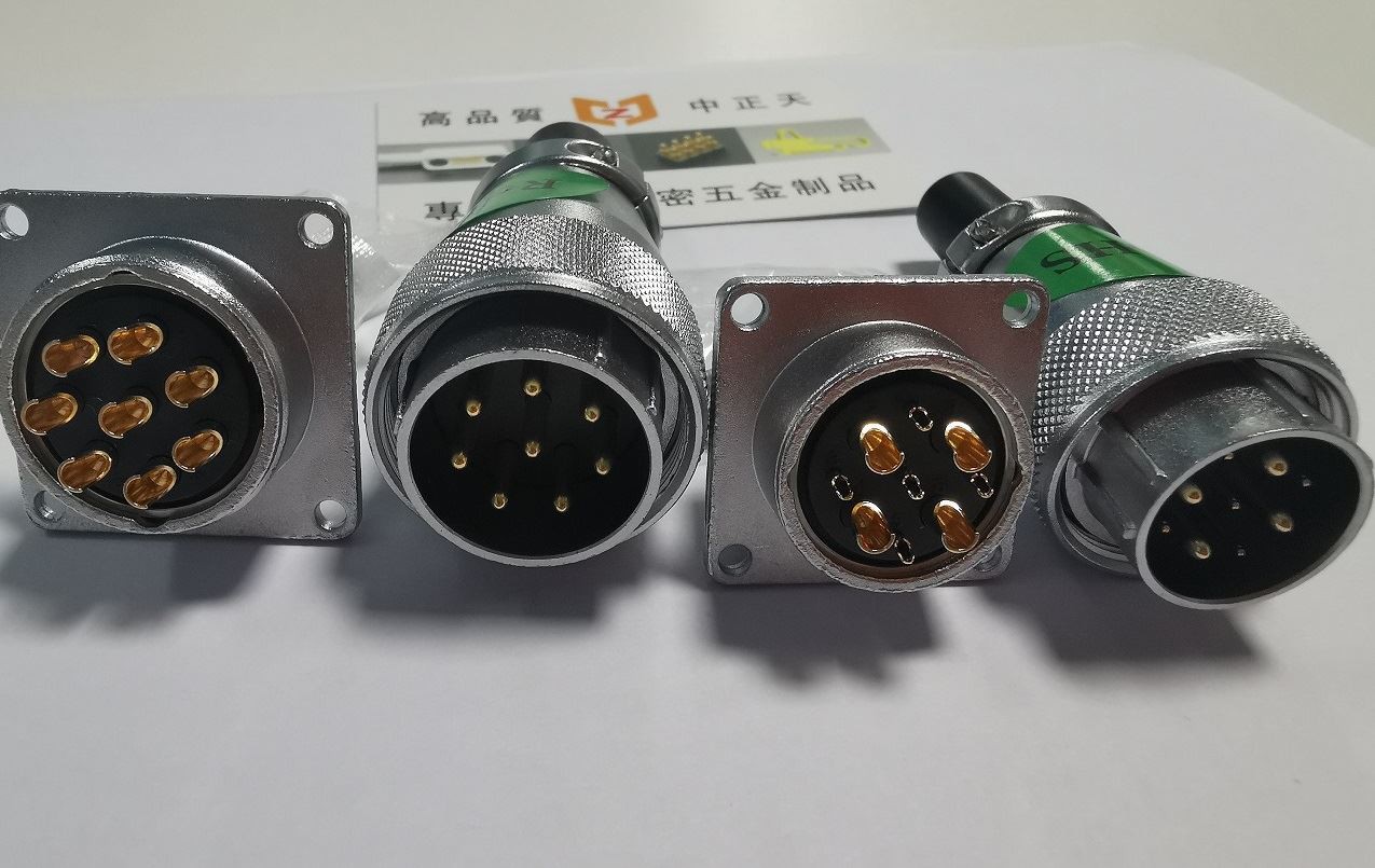 10A male and female connector 10A male and female connector