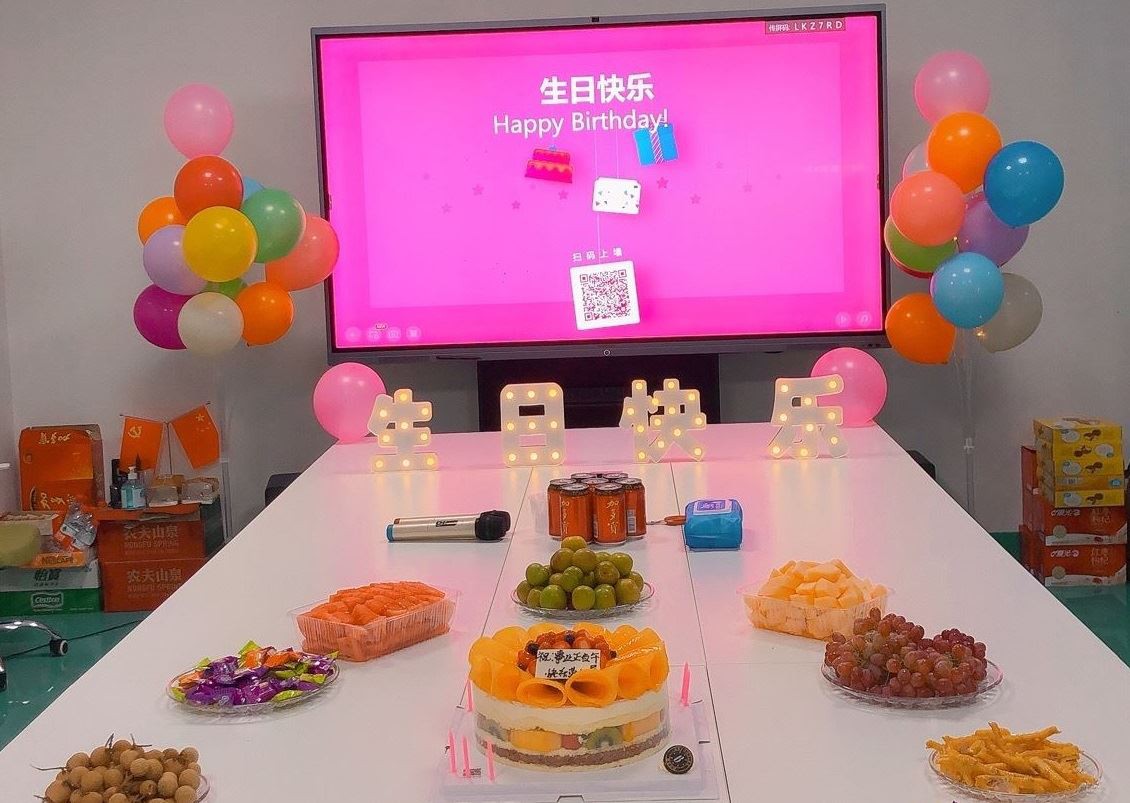 Humanistyczna opieka z okazji urodzin pracowników Pogo Pin