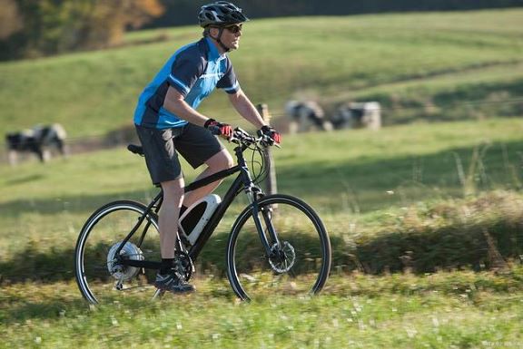 Magnetyczne złącze ładowania pogopin do roweru elektrycznego